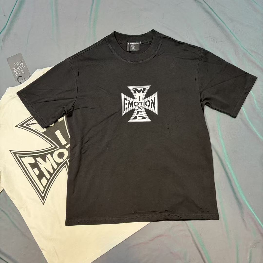 Mixed Emotion Star Graphic T-Shirt