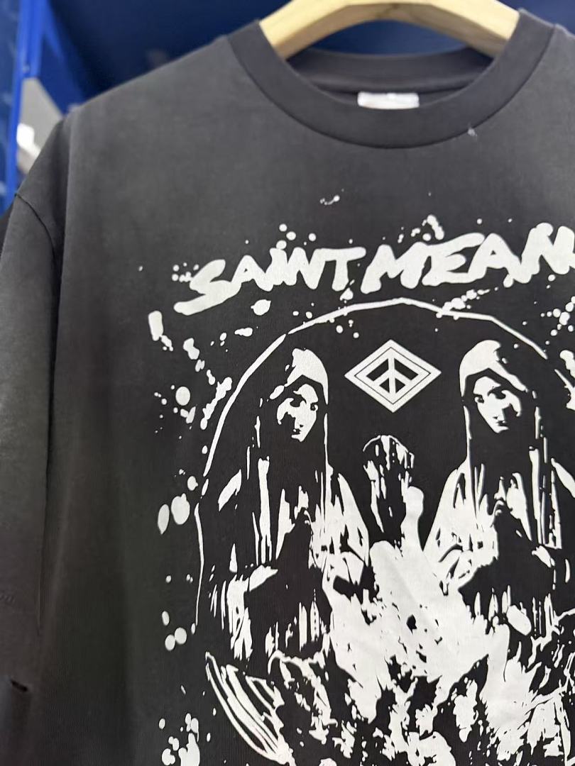 Saint Michael Graphic Skull & Stud Pattern Vintage T-Shirt